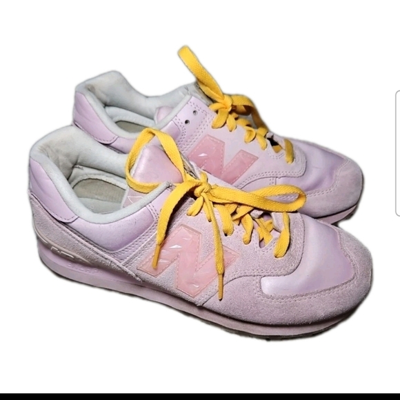 New Balance Womens 574 Rose Quartz Love Sneaker 8 - Picture 1 of 13